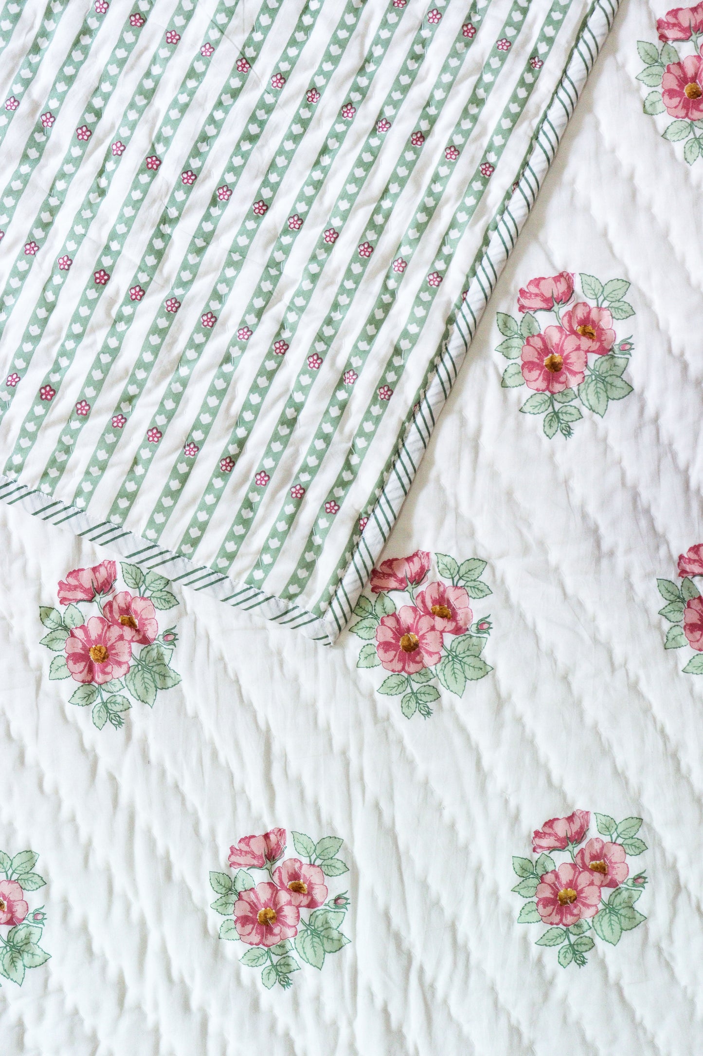 Rose Bouquet Cotton Quilt