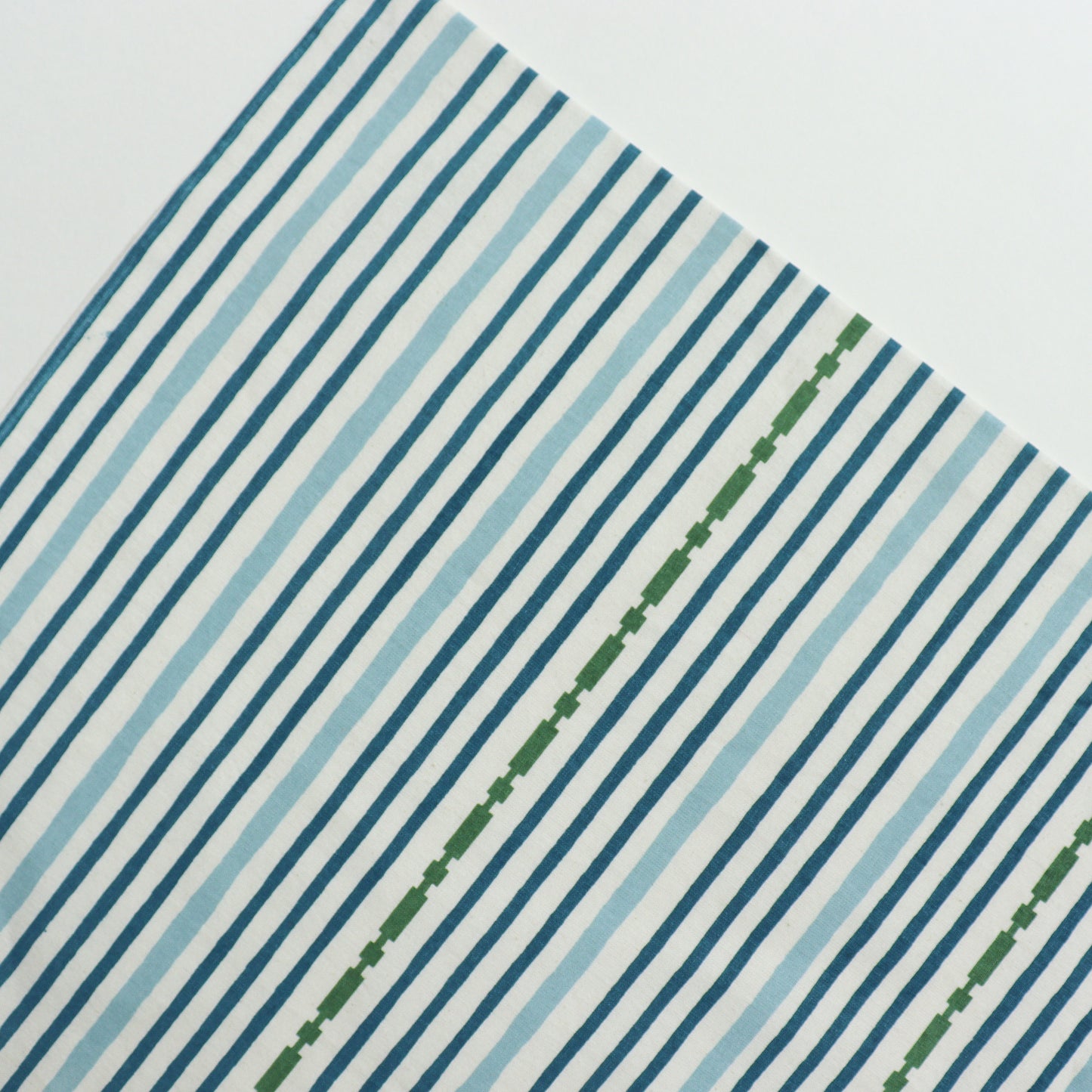 Imperial Bloom Table Runner