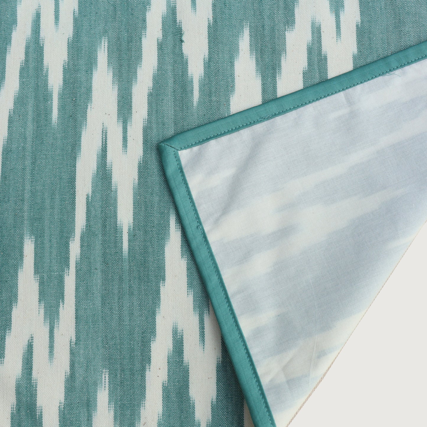 Sea Green Ikat Table Mat Set