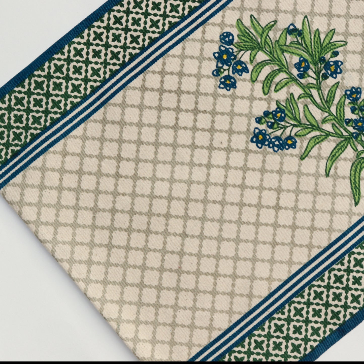 Suki Printed Table Mat Set