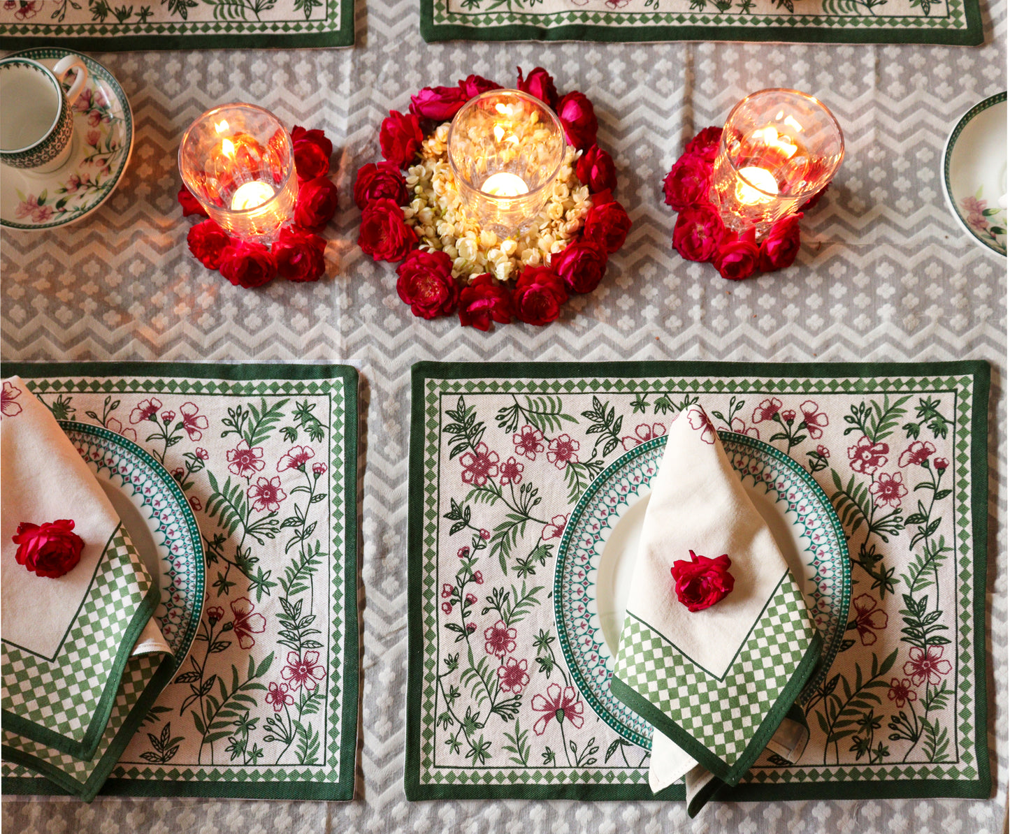 Magenta Floral Printed Table Mat Set