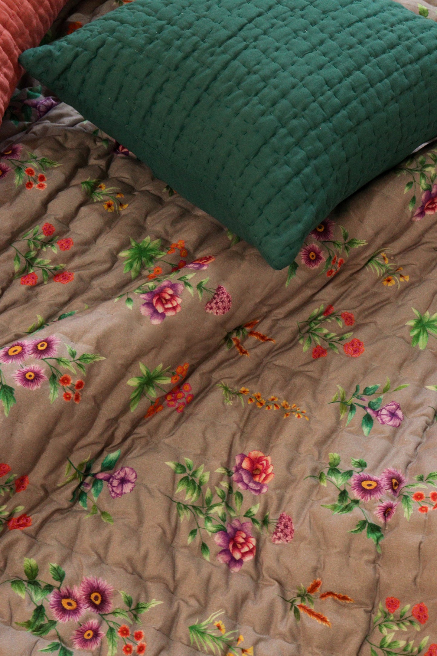 Melange Printed Reversible Cotton Quilt