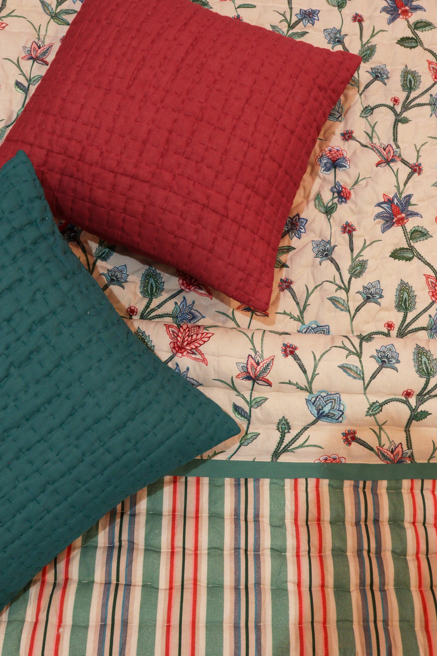 Oriental Printed Reversible Cotton Quilt