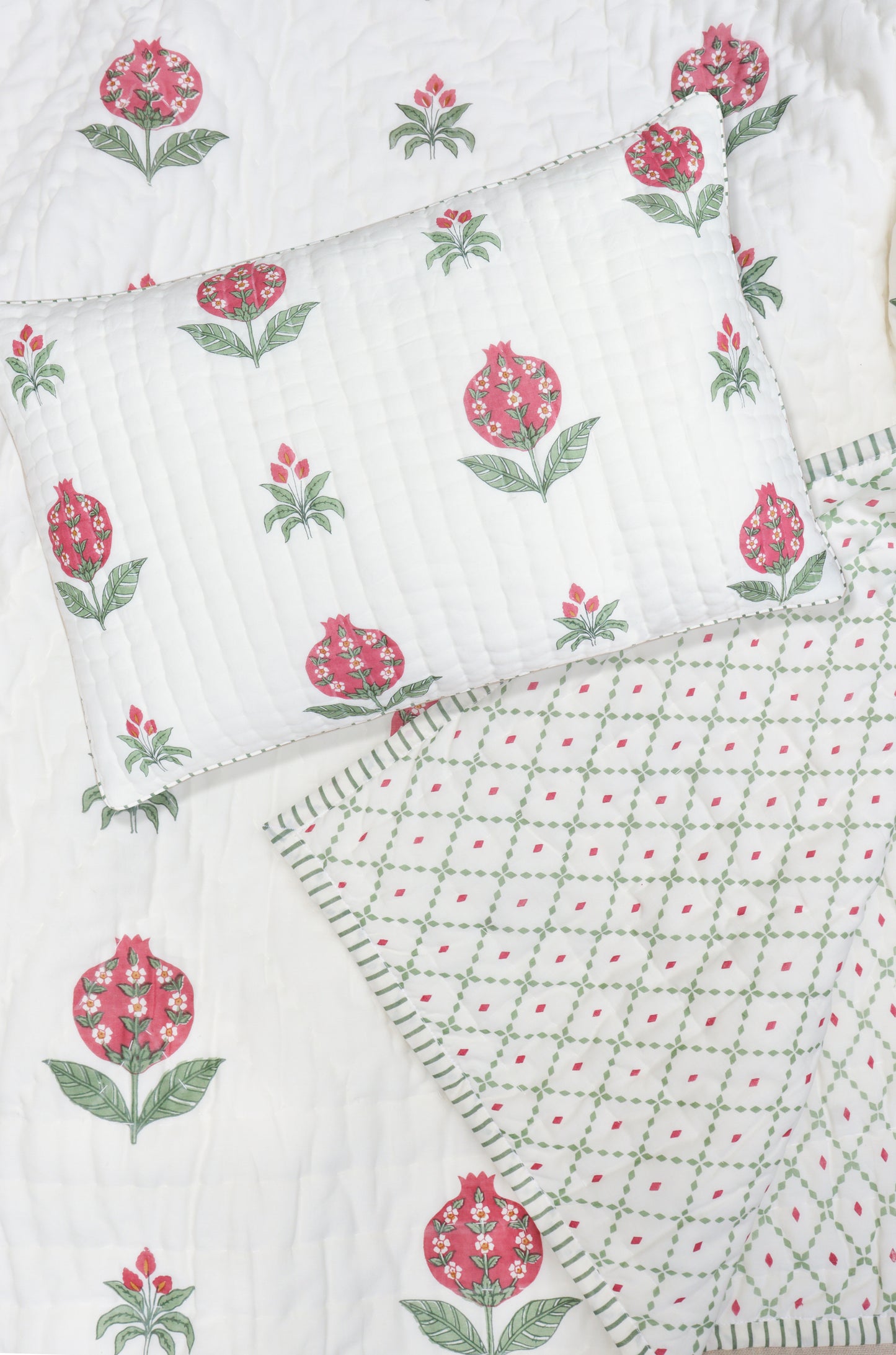 Pomegranate Cotton Quilt