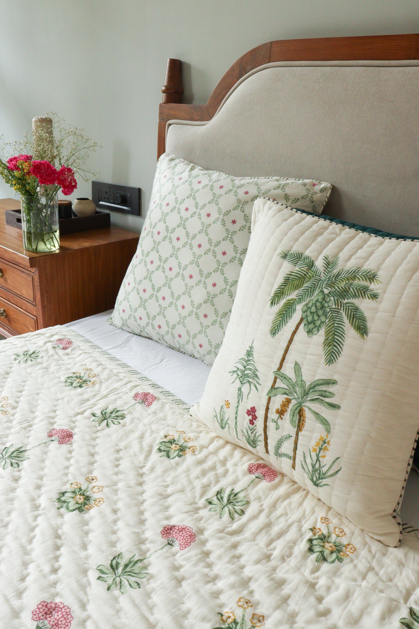 Flora Cotton Quilt