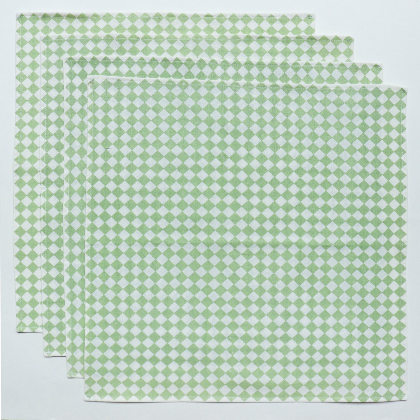 Checkered Napkin Set