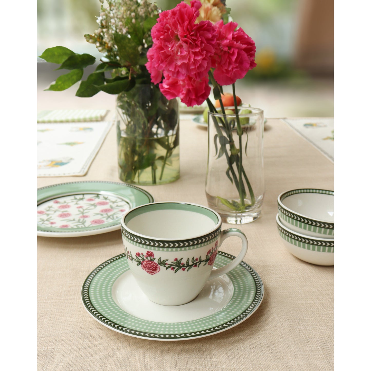 Guldasta Tea Cup & Saucer Set