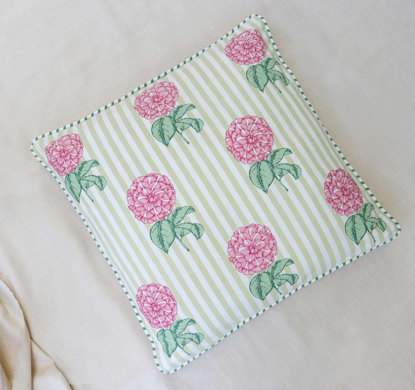 Dahlia Cushion Cover