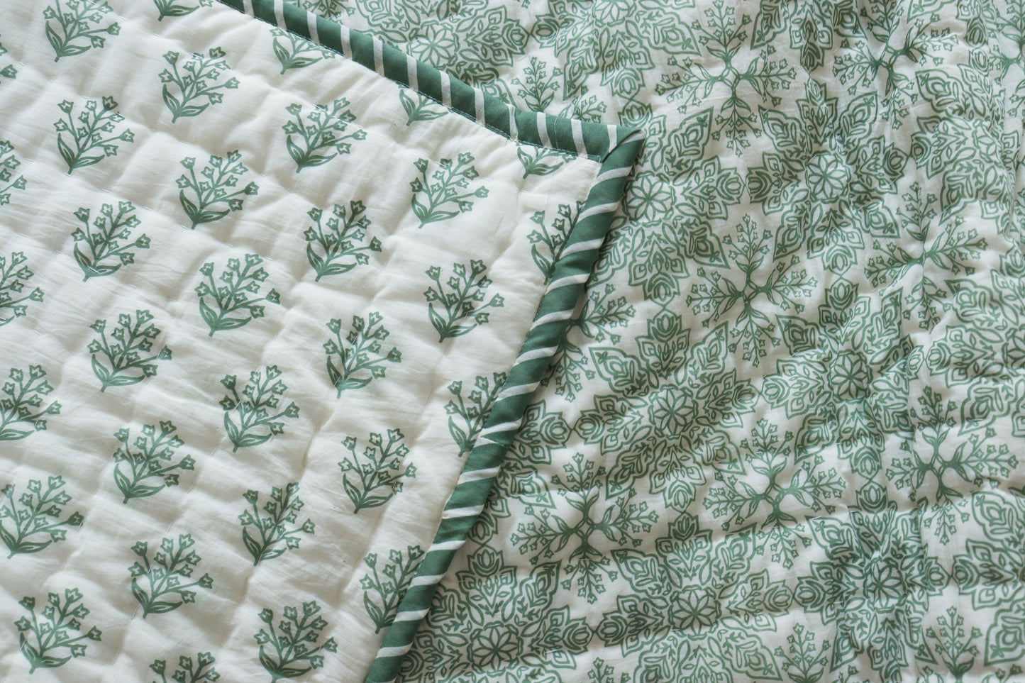 Fresh Olive Jaal Reversible Cotton Quilt