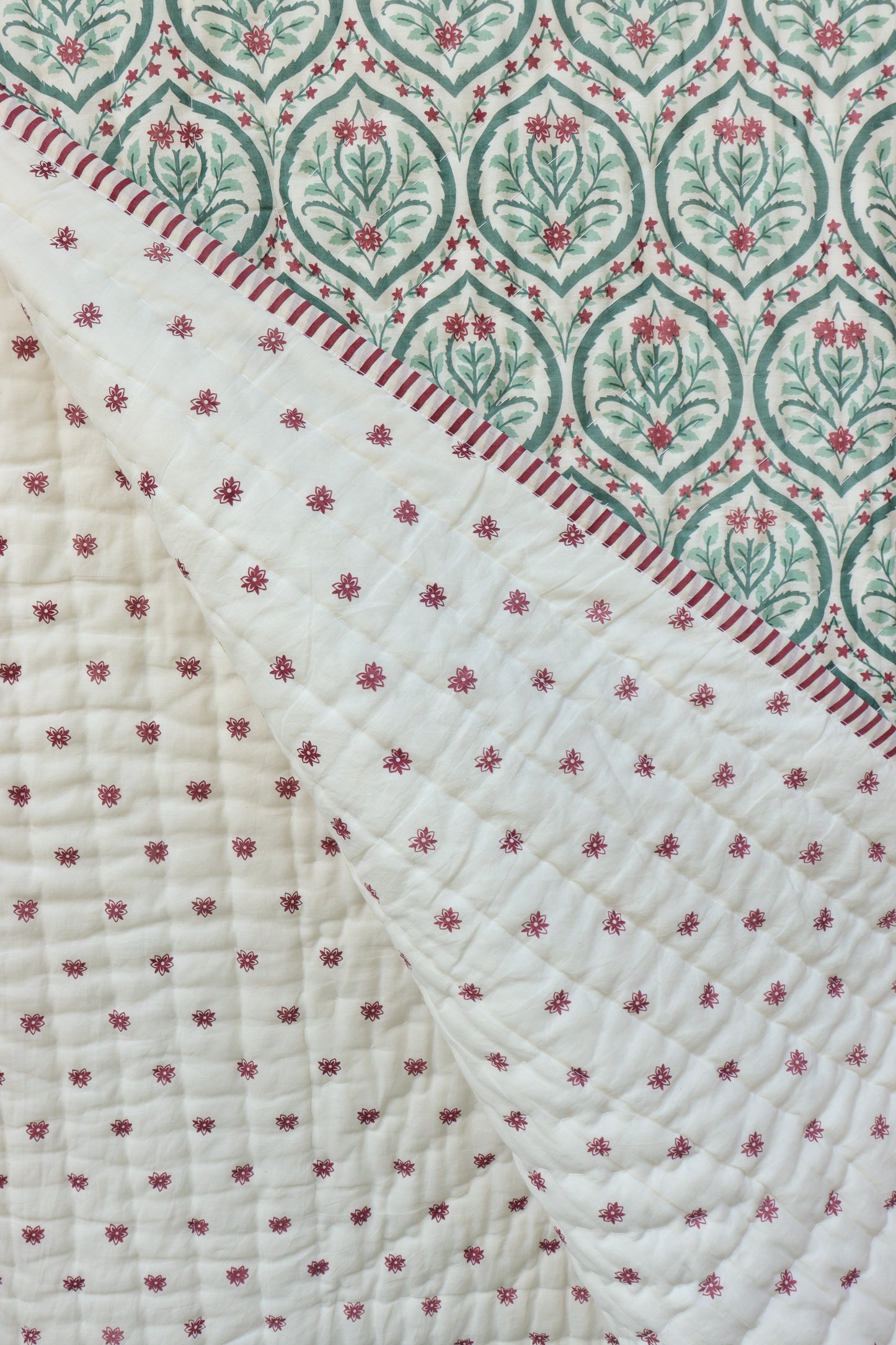 Mughal Jaal Reversible Cotton Quilt