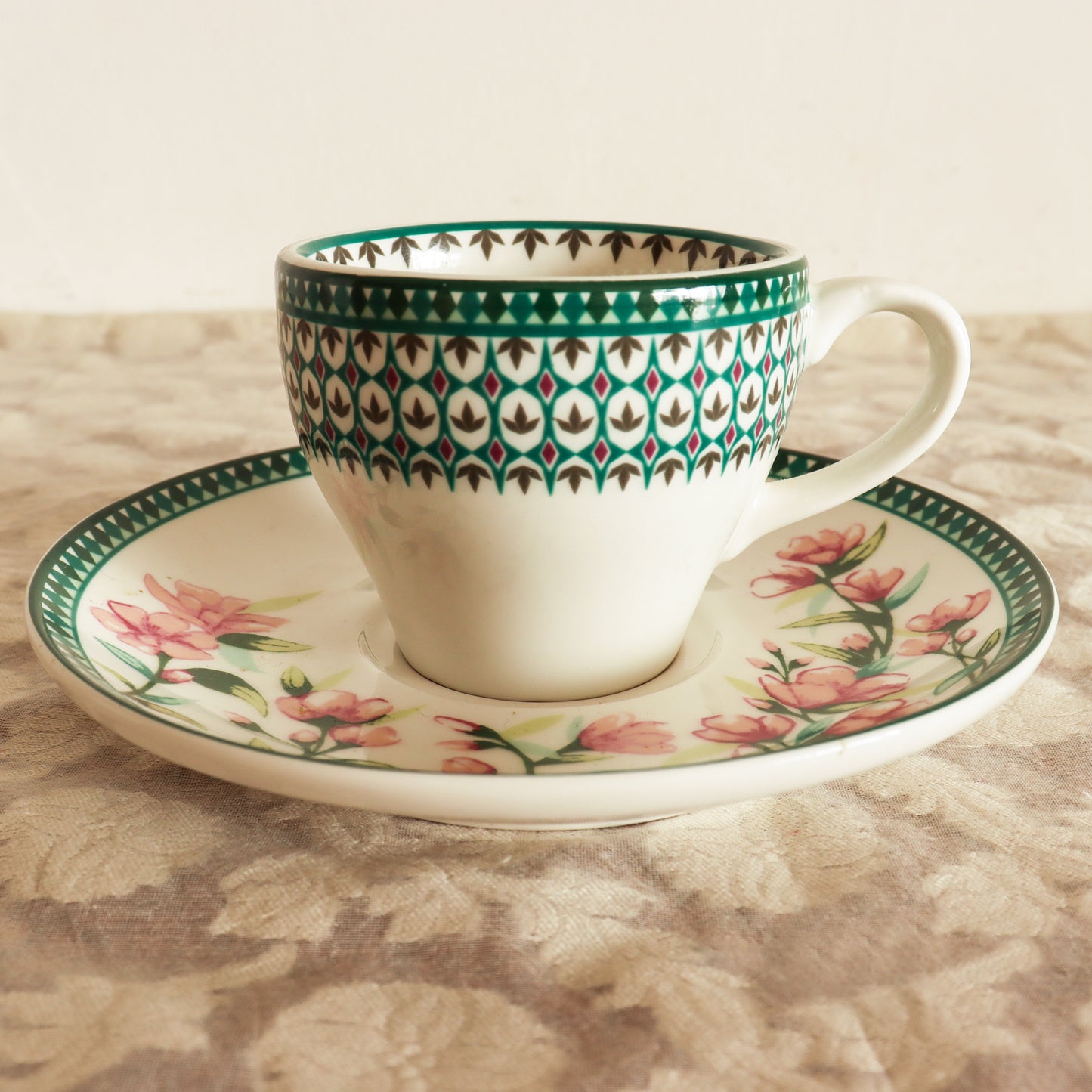 Jasmine Tea Cup & Saucer Set