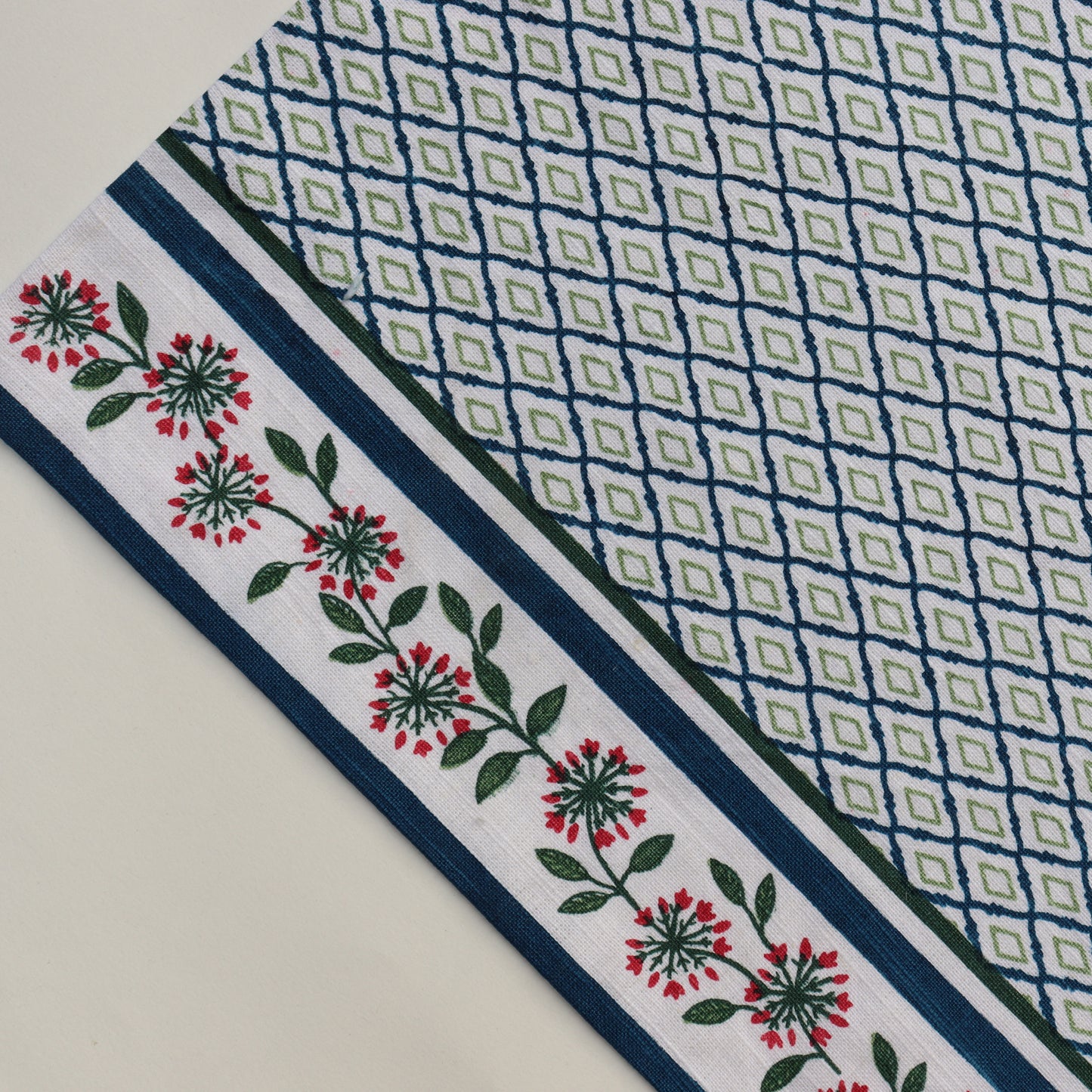 Noor Printed Table Mat Set